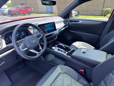 2024 Volkswagen Atlas Cross Sport 2.0T SE w/Technology