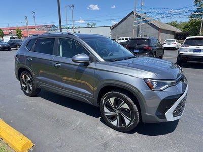 2025 Volkswagen Taos 1.5T SE