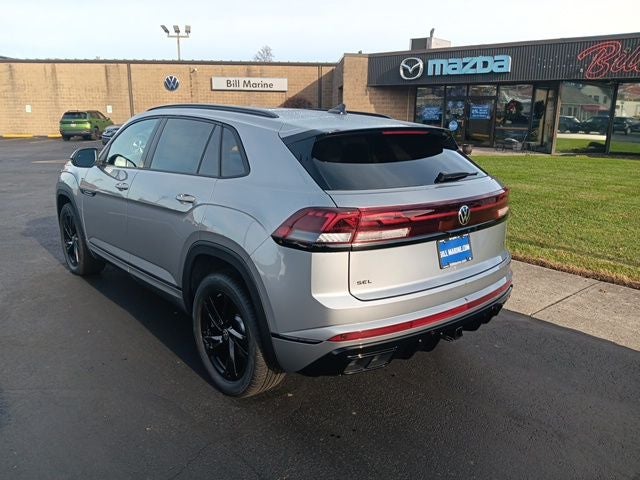 2026 Volkswagen Atlas Cross Sport 2.0T SEL R-Line Black