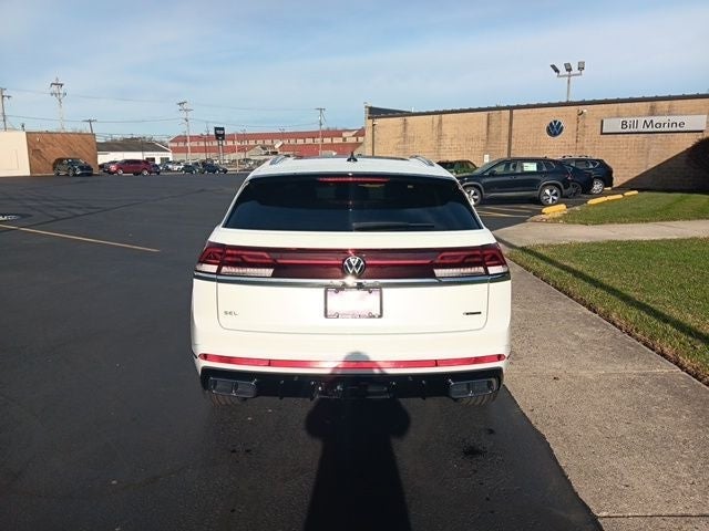 2026 Volkswagen Atlas Cross Sport 2.0T SEL Premium R-Line