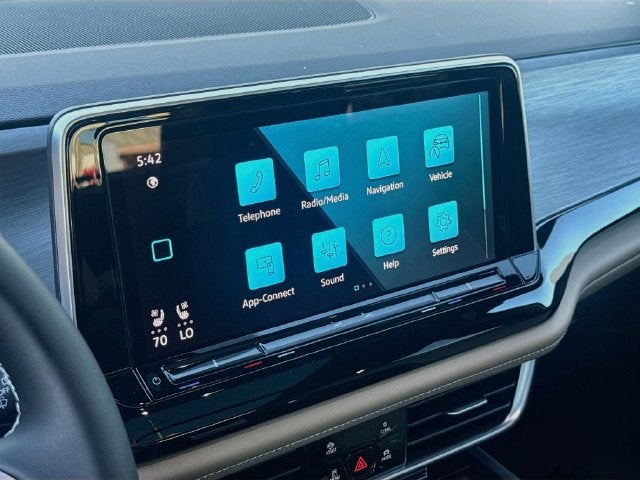 2026 Volkswagen Atlas Cross Sport SE w/Technology