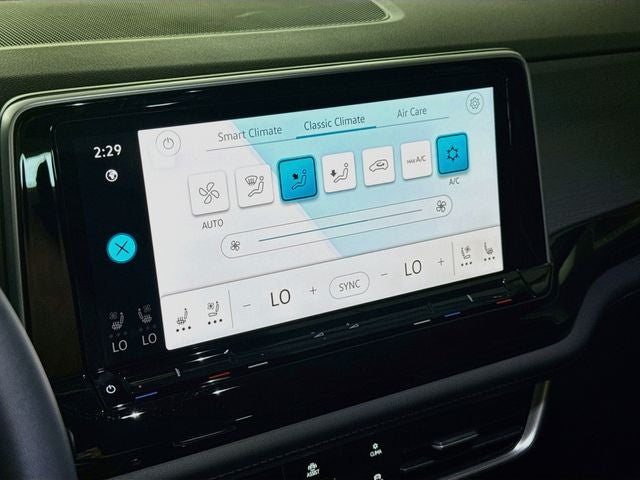 2026 Volkswagen Atlas Cross Sport SE w/Technology
