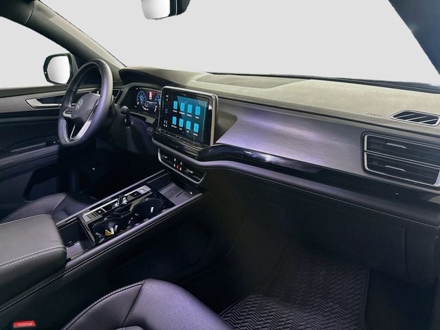 2026 Volkswagen Atlas Cross Sport SE w/Technology