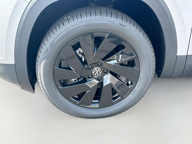2026 Volkswagen Atlas Cross Sport SE w/Technology