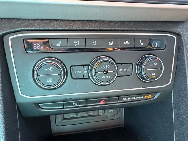 2021 Volkswagen Atlas 3.6L V6 SE w/Technology R-Line