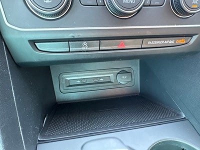 2021 Volkswagen Atlas 3.6L V6 SE w/Technology R-Line