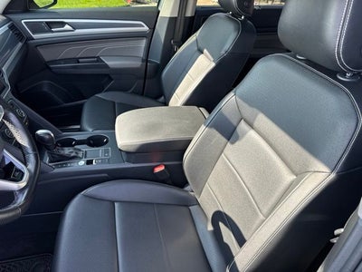 2021 Volkswagen Atlas 3.6L V6 SE w/Technology R-Line
