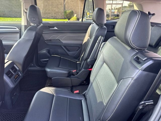 2021 Volkswagen Atlas 3.6L V6 SE w/Technology R-Line