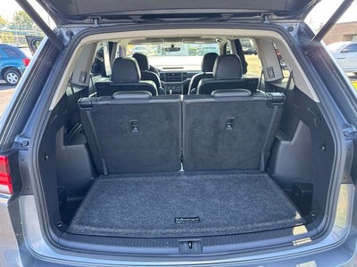 2021 Volkswagen Atlas 3.6L V6 SE w/Technology R-Line