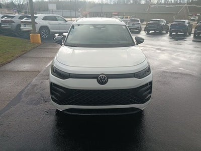 2026 Volkswagen Tiguan 2.0T SE R-Line Black