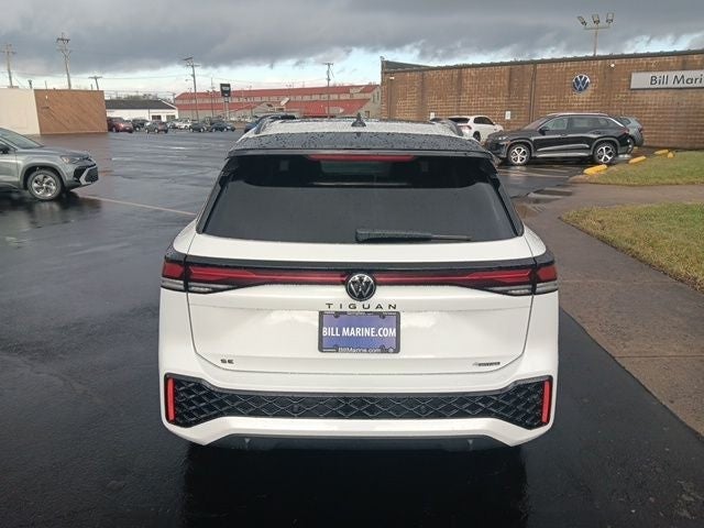 2026 Volkswagen Tiguan 2.0T SE R-Line Black