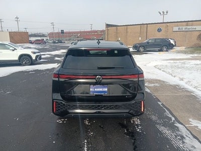 2026 Volkswagen Tiguan 2.0T SE R-Line Black