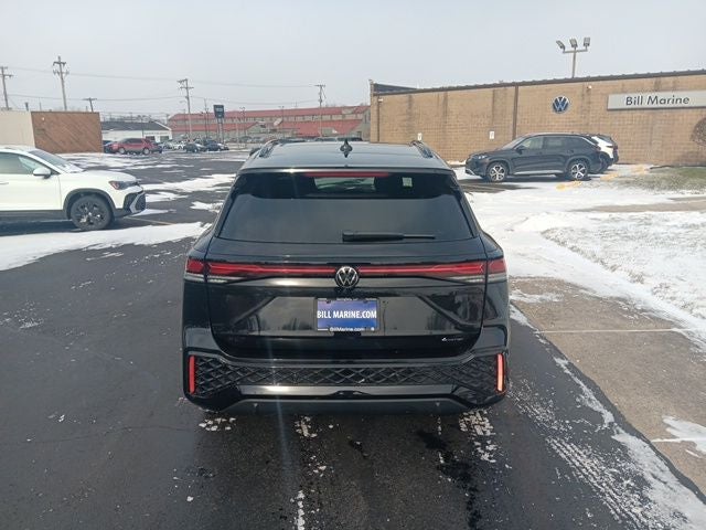 2026 Volkswagen Tiguan 2.0T SE R-Line Black
