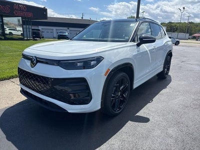 2026 Volkswagen Tiguan 2.0T SE R-Line Black
