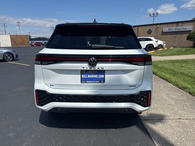 2026 Volkswagen Tiguan 2.0T SE R-Line Black