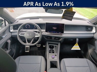 2026 Volkswagen Tiguan 2.0T SE R-Line Black