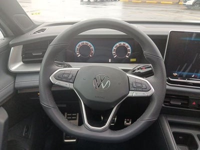 2026 Volkswagen Tiguan 2.0T SE R-Line Black