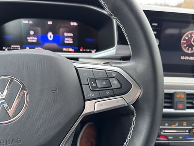 2025 Volkswagen Taos 1.5T SE